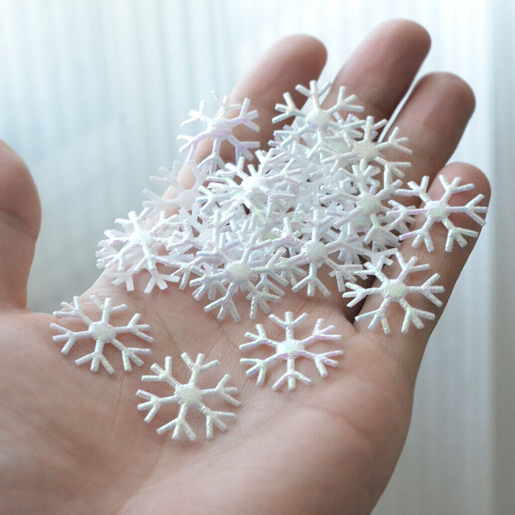 200pcs Shiny Snowflake Props New Year Christmas Decor Materials