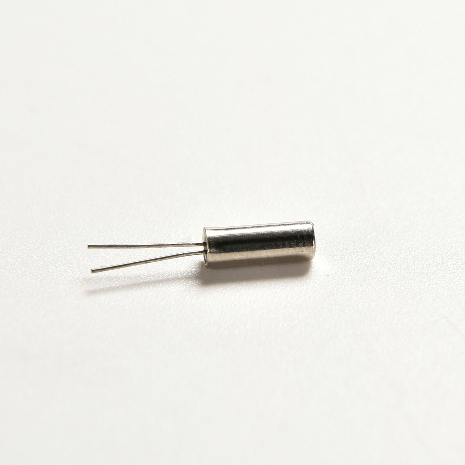 20Pcs 32.768KHz 32768HZ Crystal Oscillator 2 x 6 mm Best Lt