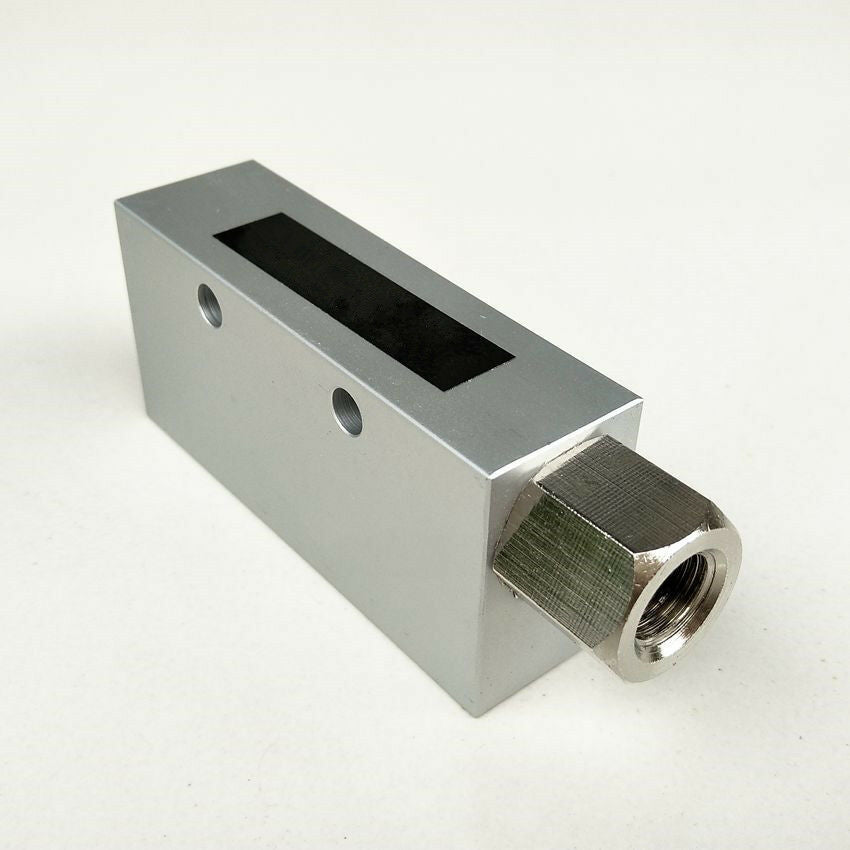 1PCS Vacuum Ejector Generator Pneumatic Exhaust valve Air Flow Medium 4.5 x 25mm