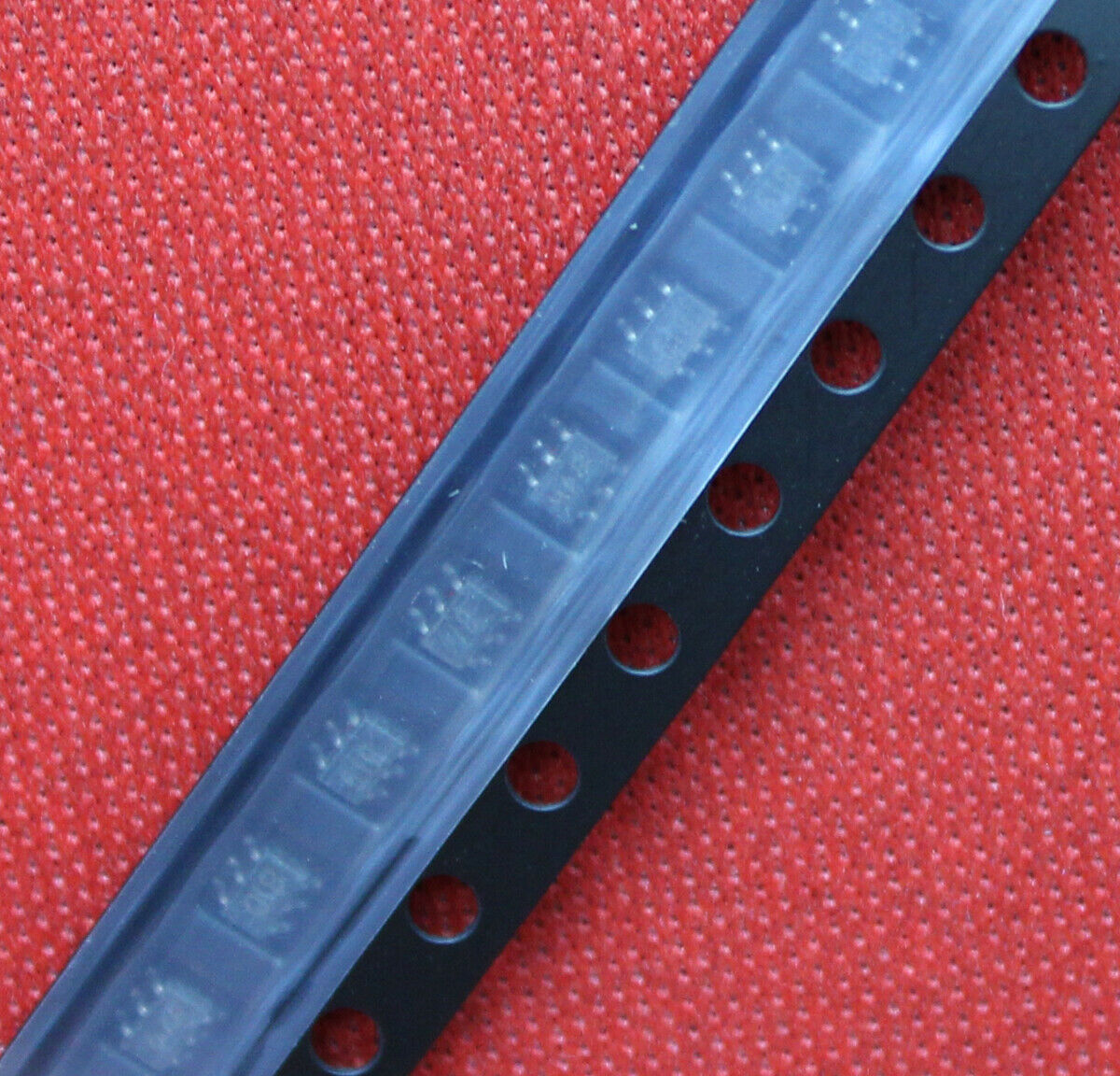 10pcs MGA-81563-TR1G Integrated Circuit IC