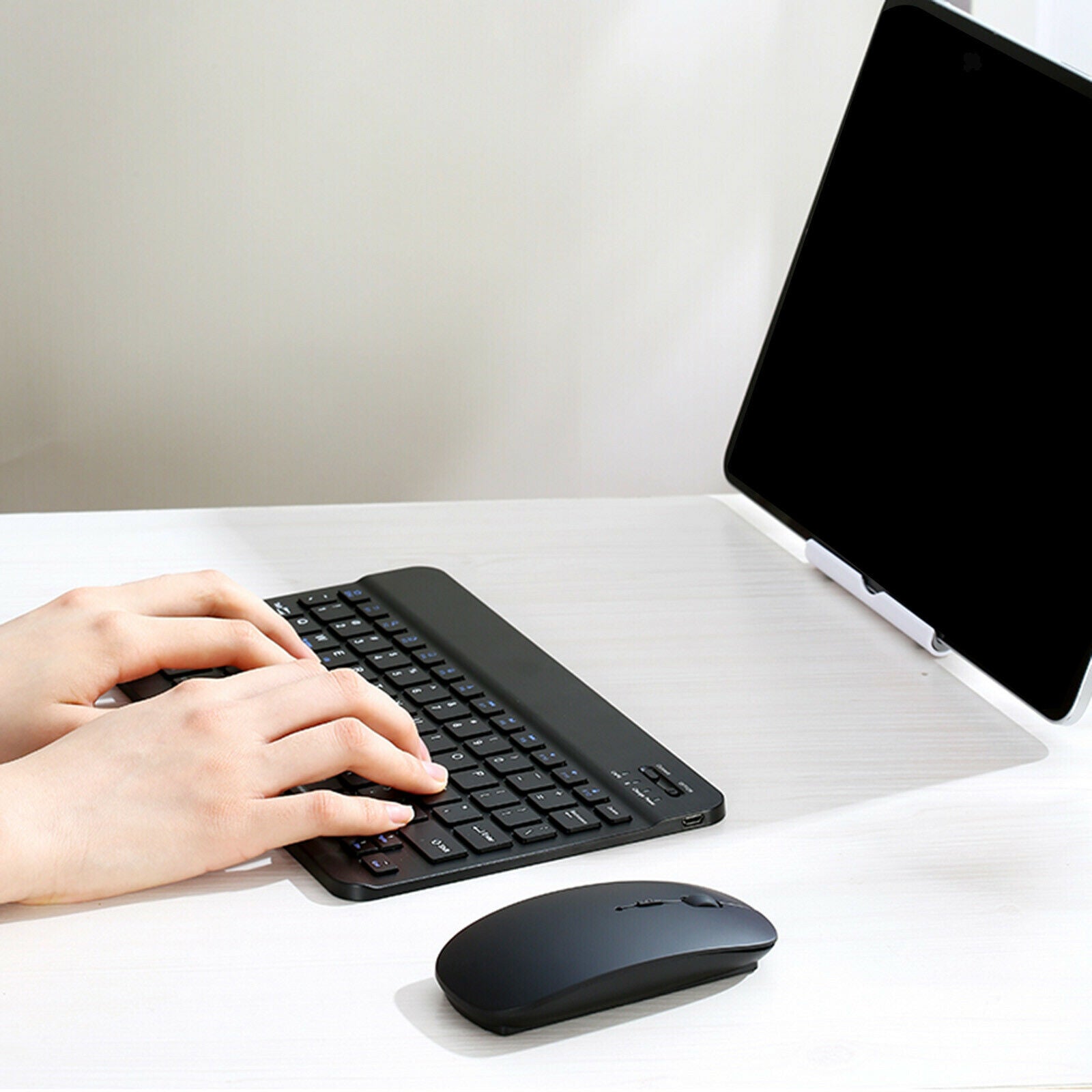 Ultra Thin Compact Bluetooth   Keyboard Mouse Comb Rechargeable for PC