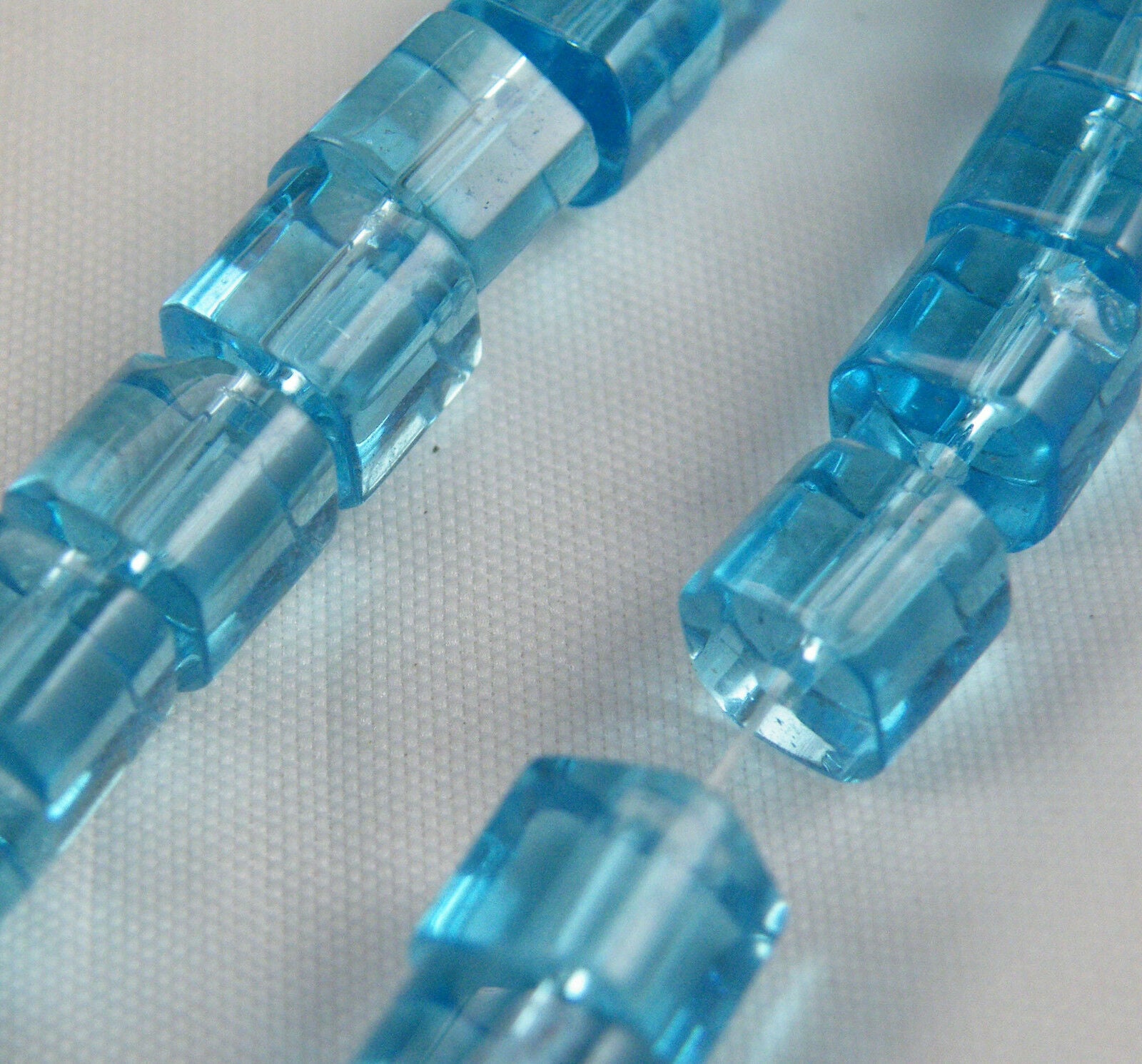 50pcs Crystal & Glass Cube Sky Blue Spacers 7x7mm K68