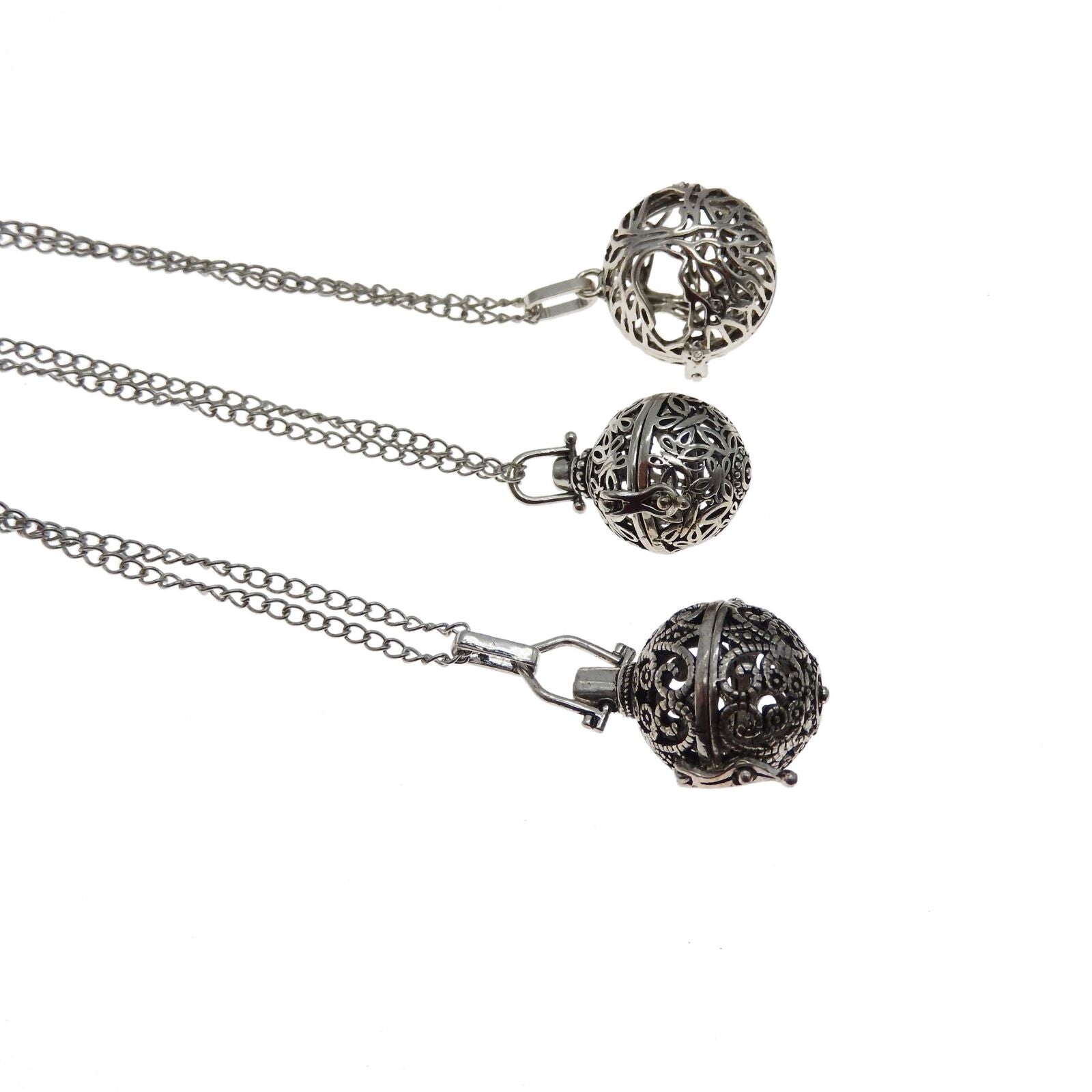 3pcs Retro Style Brass Hollow Perfume Diffuser Locket Bola Ball Harmony Necklace