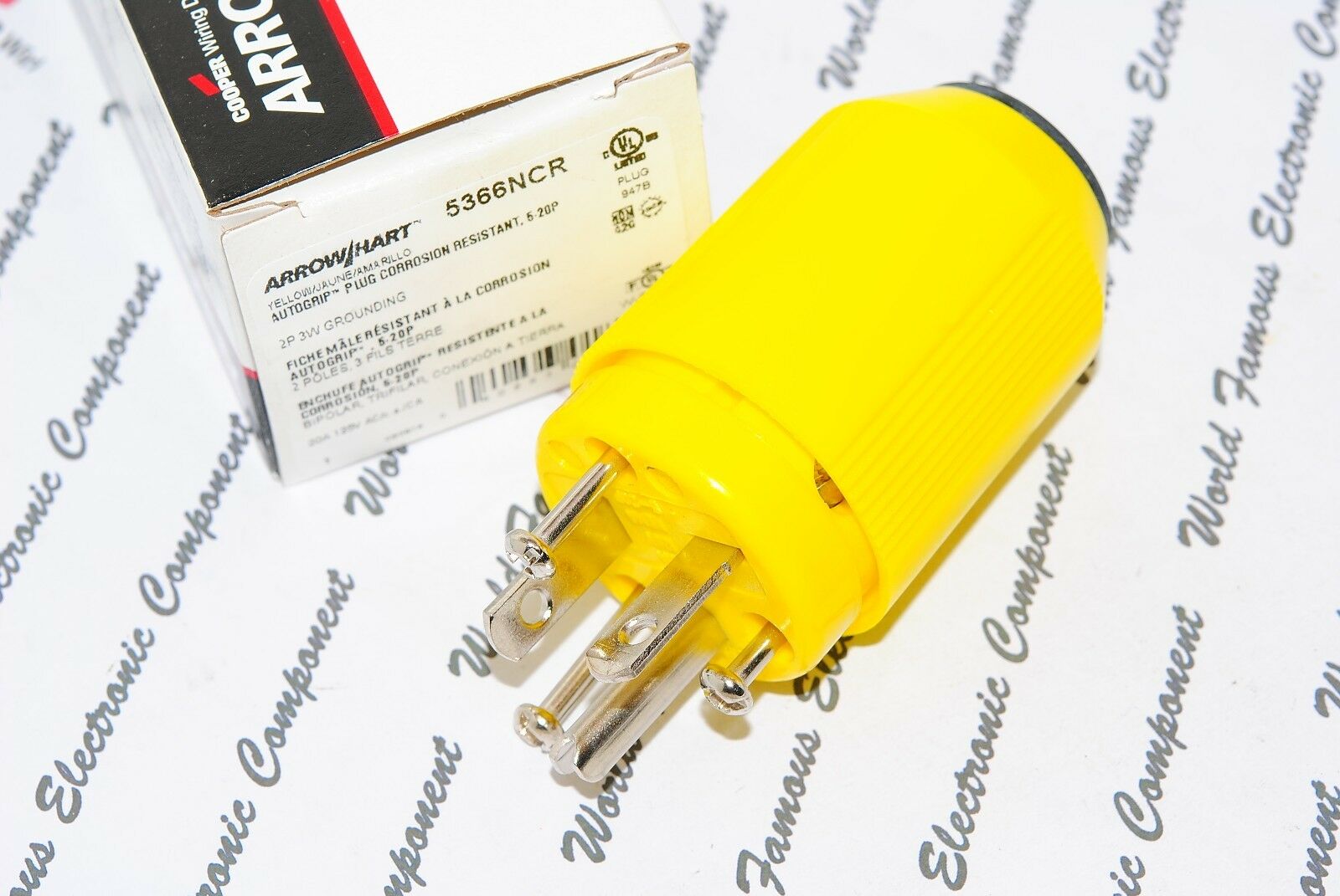 1pcs-COOPER WIRING 5366NCR 20A 125V Corrosion Resistant Plug - 5-20P