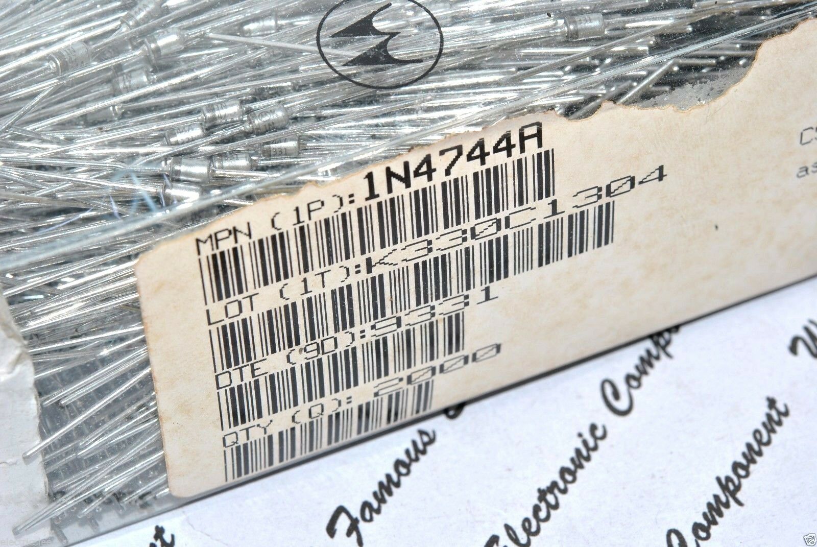 10pcs - MOROROLA 1N4744A 15V 1W Zener Diode - Rectifier