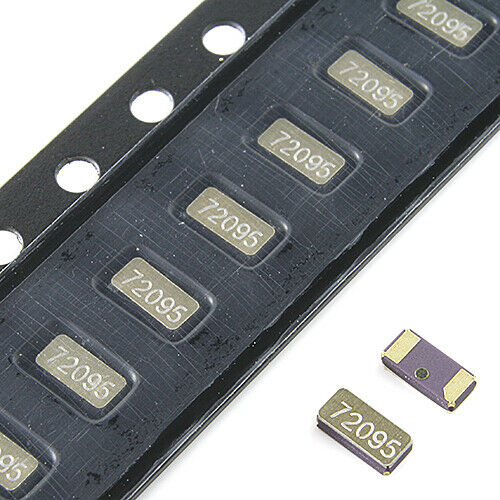 [20pcs] CM519-32.768KDZFB Cristal Oscillator 32.768 kHz SMD