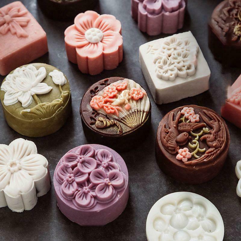 150g Mooncake Mold 4pcs Flowers Stamps Hand Press Moon Cake Pastry Mould DIY