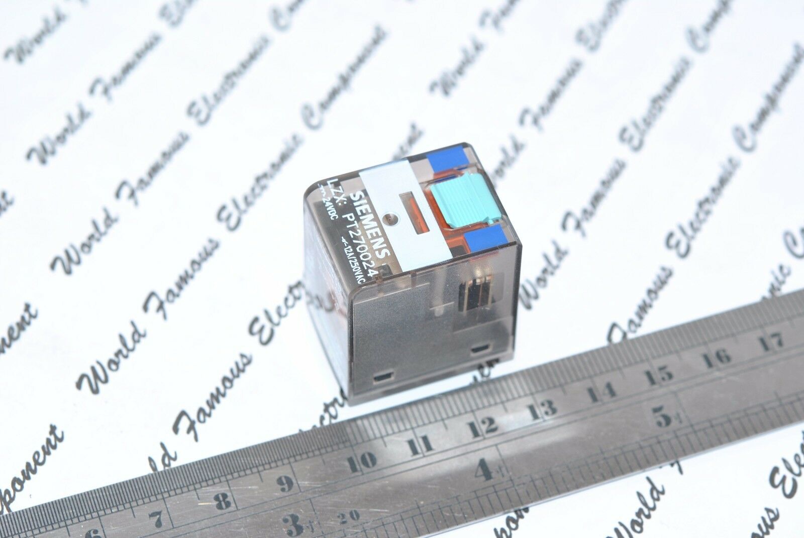 1pcs - SIEMENS PT270024 24VDC  12A/250VAC Relay MADE IN EU