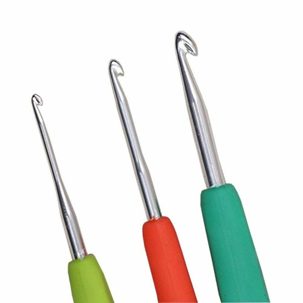 9Pcs/Set Aluminum Soft Plastic Crochet Hooks Handheld Knitting Needles Random
