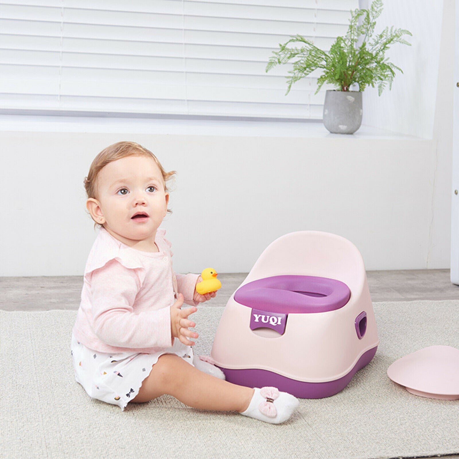Comfortable Training Chair Removable Container for Boys and Girls Kids pink