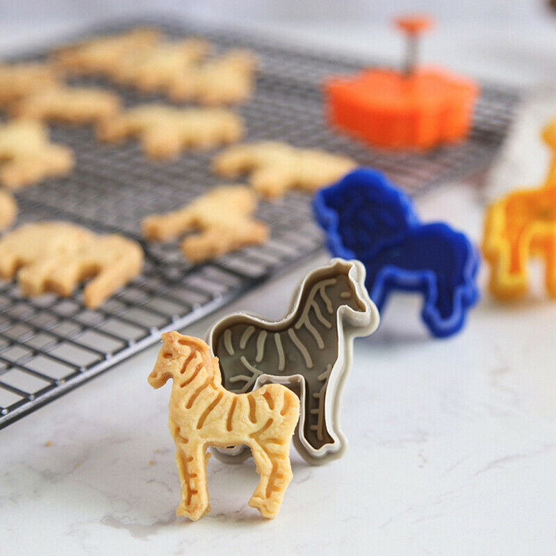 4Pcs Lion Giraffe Zebra Elephant Animal Fondant Cake Mold Biscuit Cookie .l8