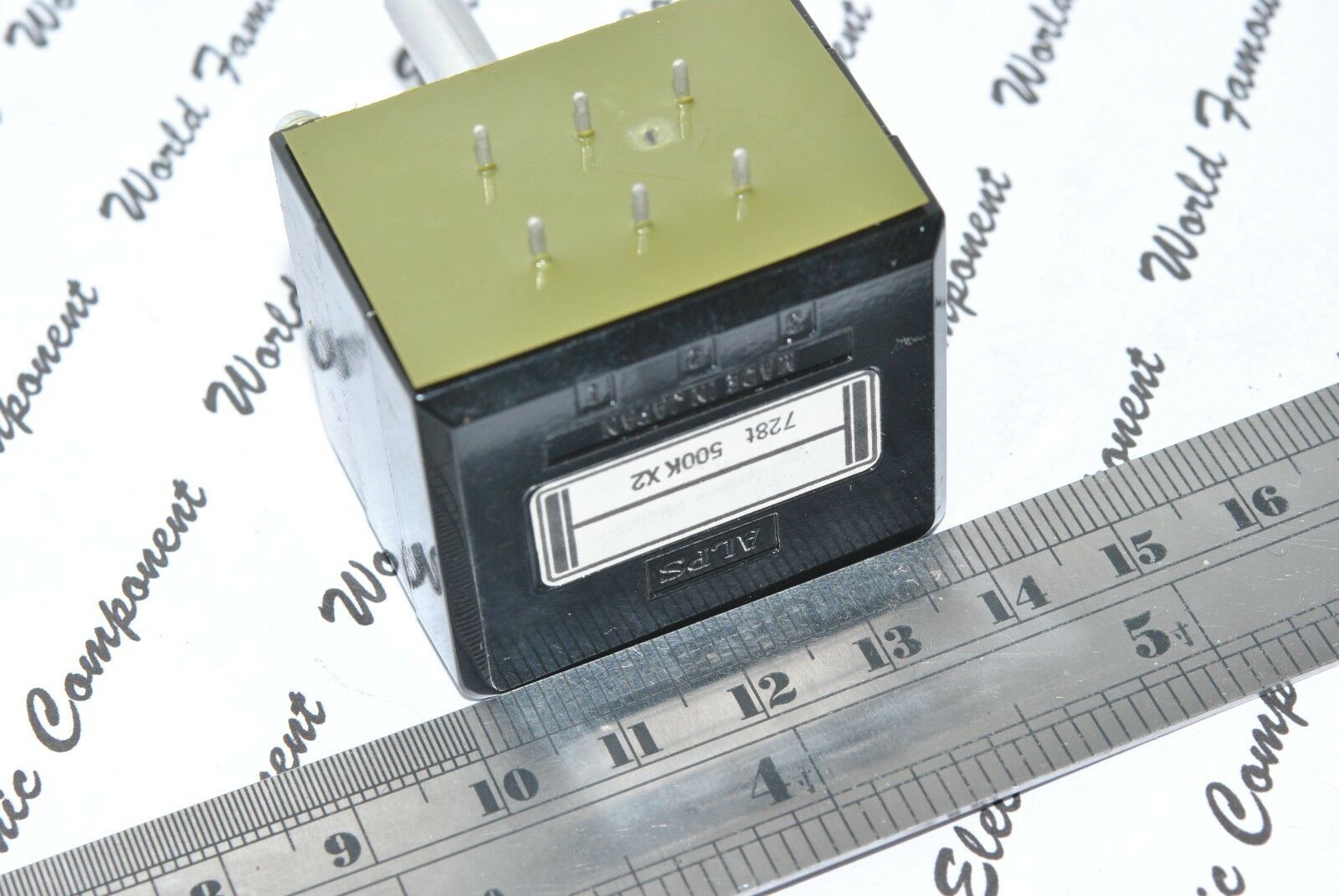 1pcs - ALPS RK40 500K Log Black Beauty Audio Potentiometer Round - 728t