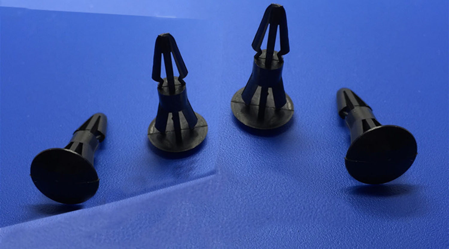 50PCS PCB Support Flat Spacer Plastic Circuit Board River Nylon 5.2mm black