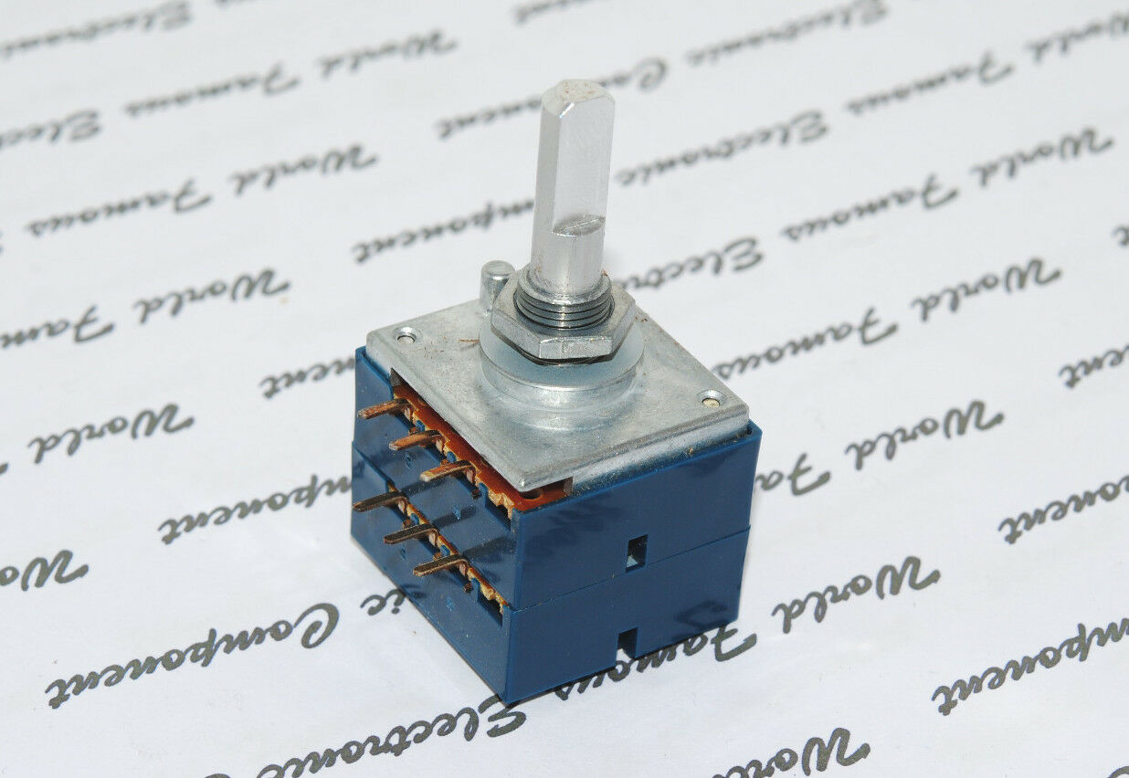1pcs - ALPS RK27 20KA (20K Log-A) Dual Potentiometer Half Shaft - JAPAN RK27112