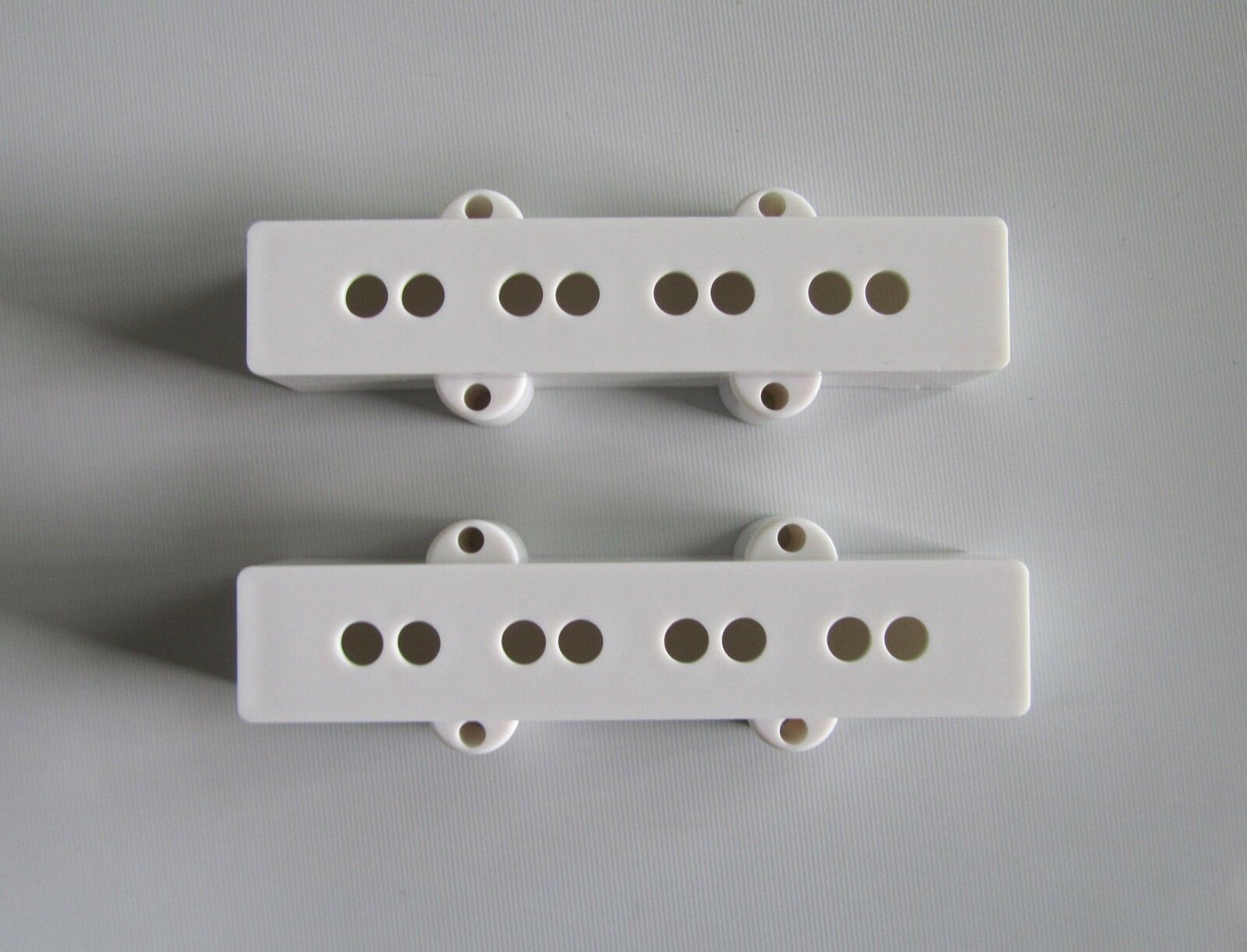 Pair of White Bass Pickup Covers Neck/Bridge for 4 String Jazz J Bass