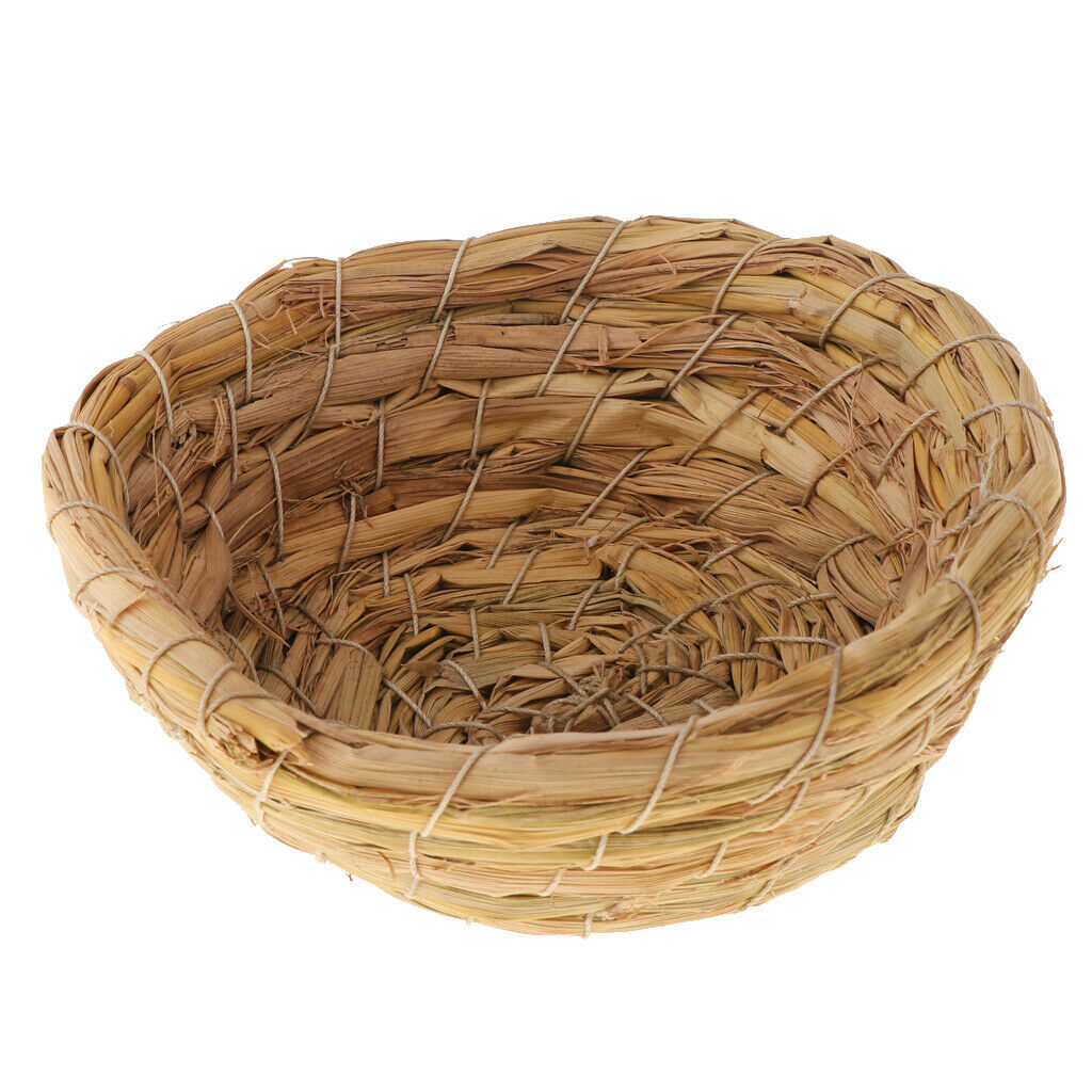 Woven grass bird nest aviary / hatching breeding house for