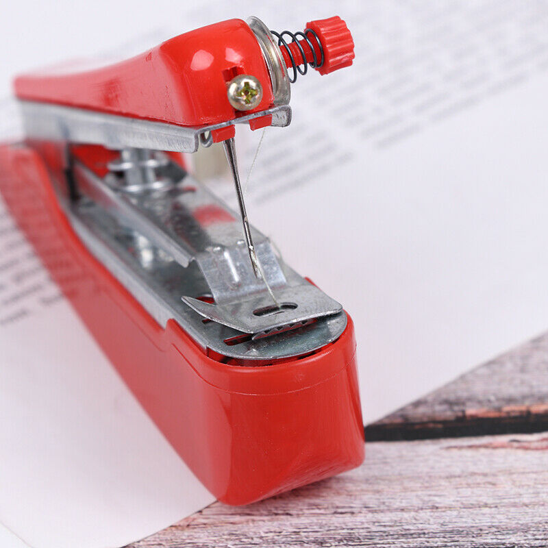 Portable Hand-Held Sewing Machine Mini Clothes Fabric Portable Pock.l8
