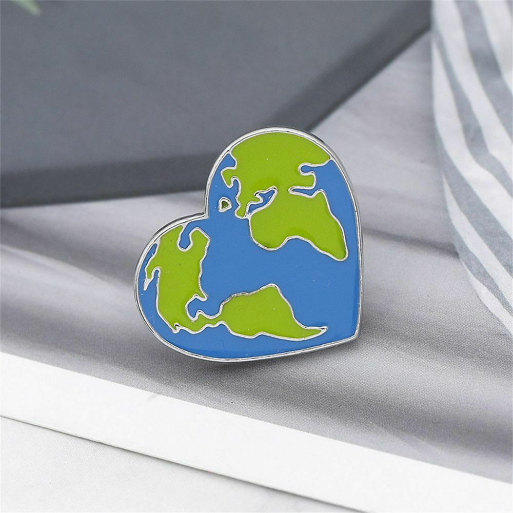 Green Earth Brooches Earth's Ecology Badges Heart Shaped Pin Lapel Enamel Pins