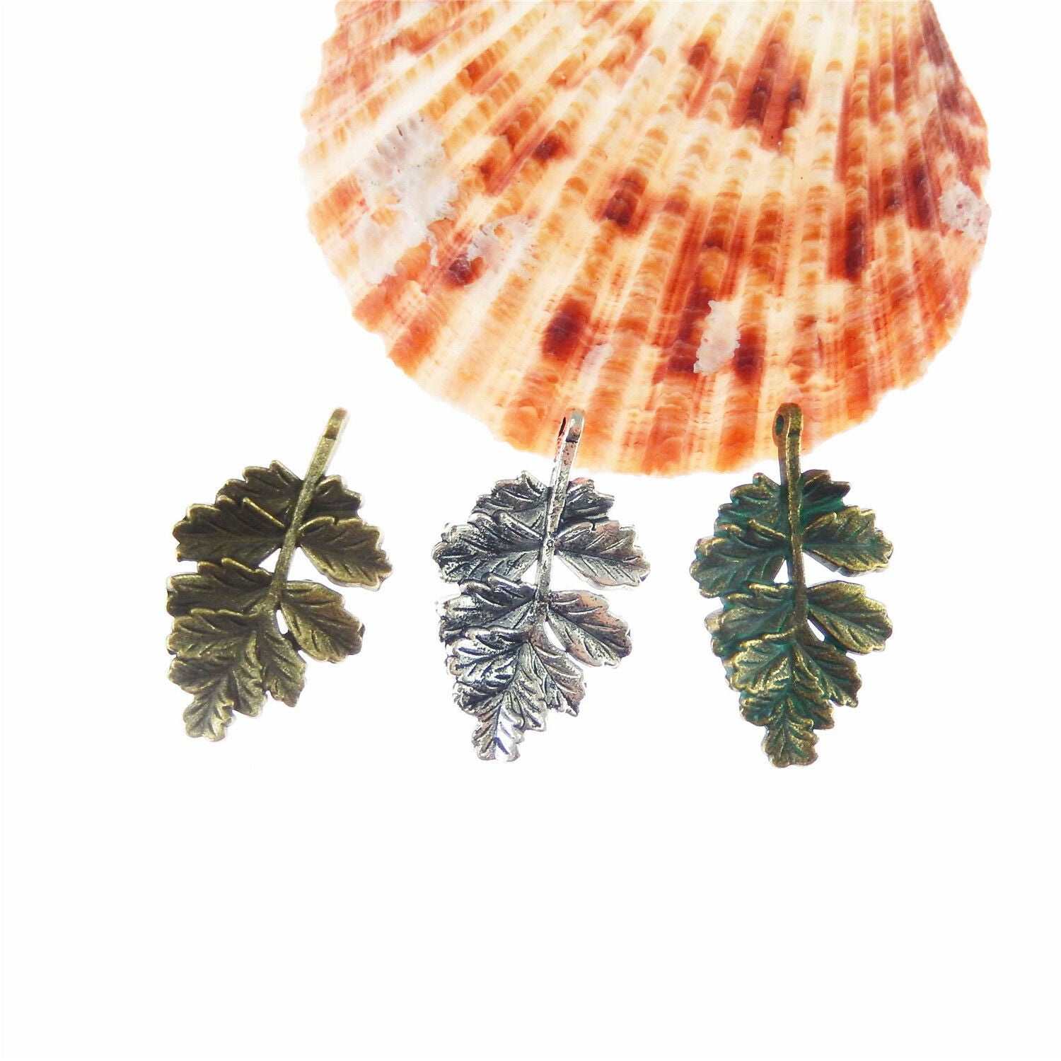 Mixed Colors Zinc Alloy Jewelry Crafts Mini Leaf Look Charms Pendant 15pcs 52624