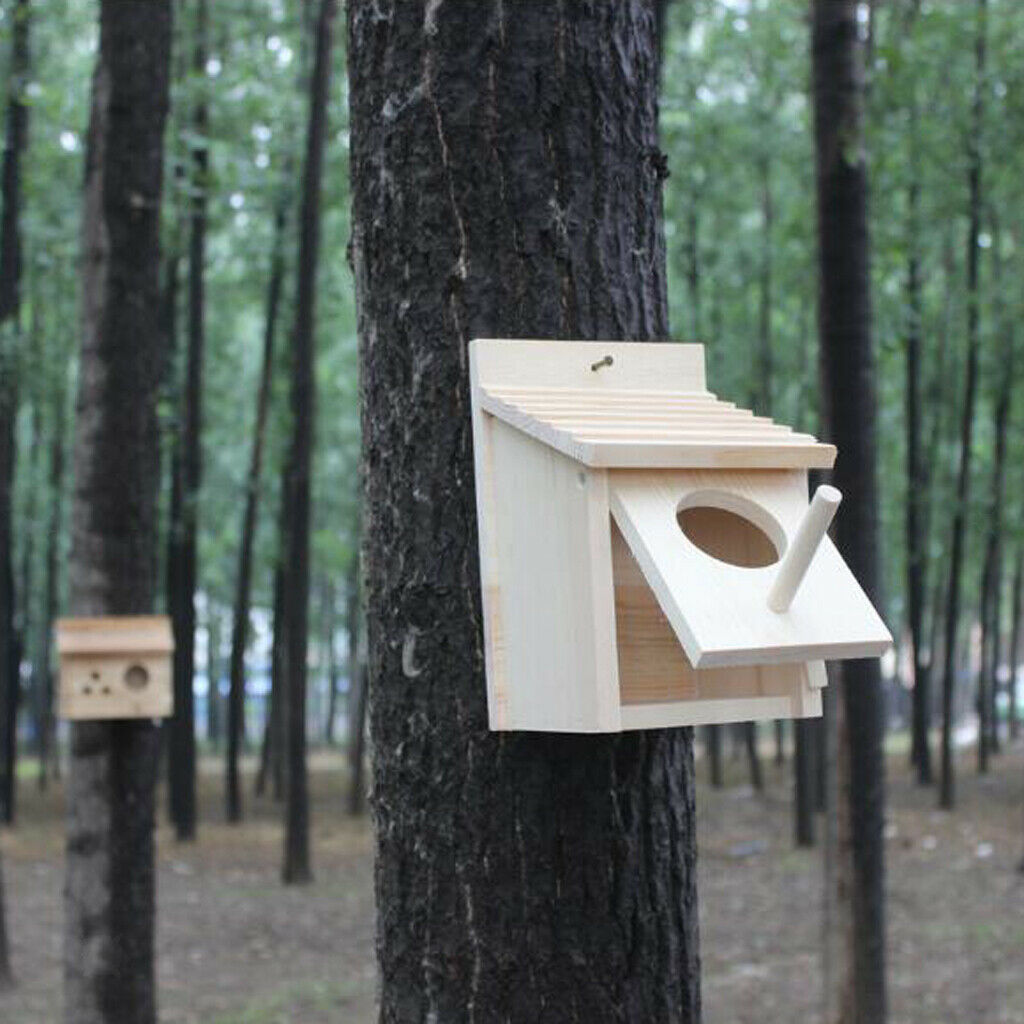 Traditional Novelty Hanging Bird Nesting Box House Garden Decoration