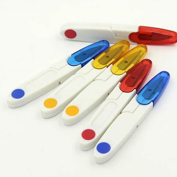 4X Colored plastic handle scissors/safety scissors/cross stitches knitting tool