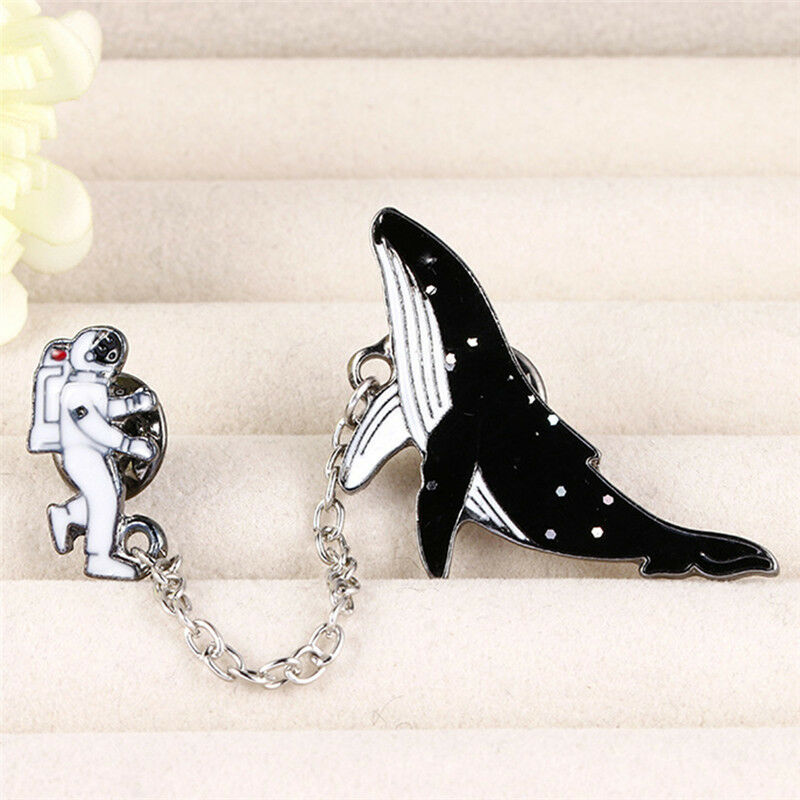 Enamel Collar Space Astronaut Pin Brooch Whales Cartoon Badge Booch JC.l8