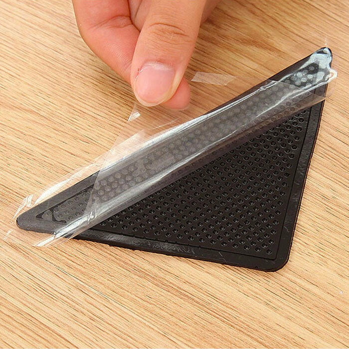 Batch 4 Brackets Grippy Rubber Triangle for Carpet With Stickers - New