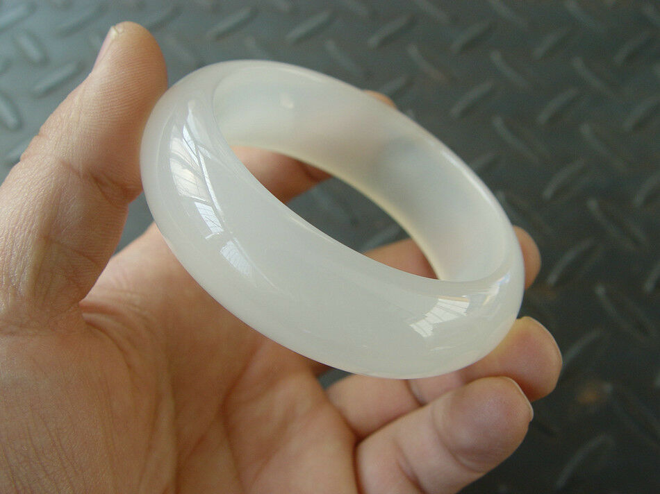 Natural Madagascar Marine Chalcedony Agate Jade White Bangle Bracelet 58-60mm