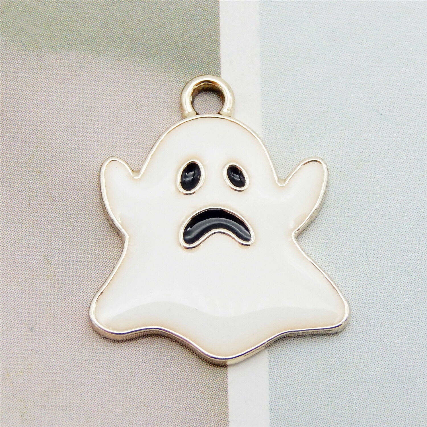 12 pcs Halloween Ghost Alloy Charm Enamel White Pendant Earring Findings 20*18mm