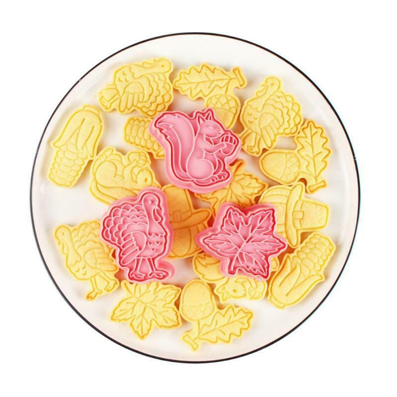 6 PCS Thanksgiving Pine Cone Pumpkin Turkey Squirrel Shaped Plastic Material