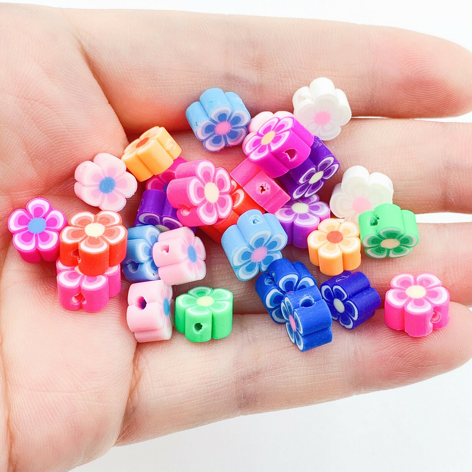 100Pcs Colorful Flower Beads for Bracelet DIY Necklace Phone Straps Girl