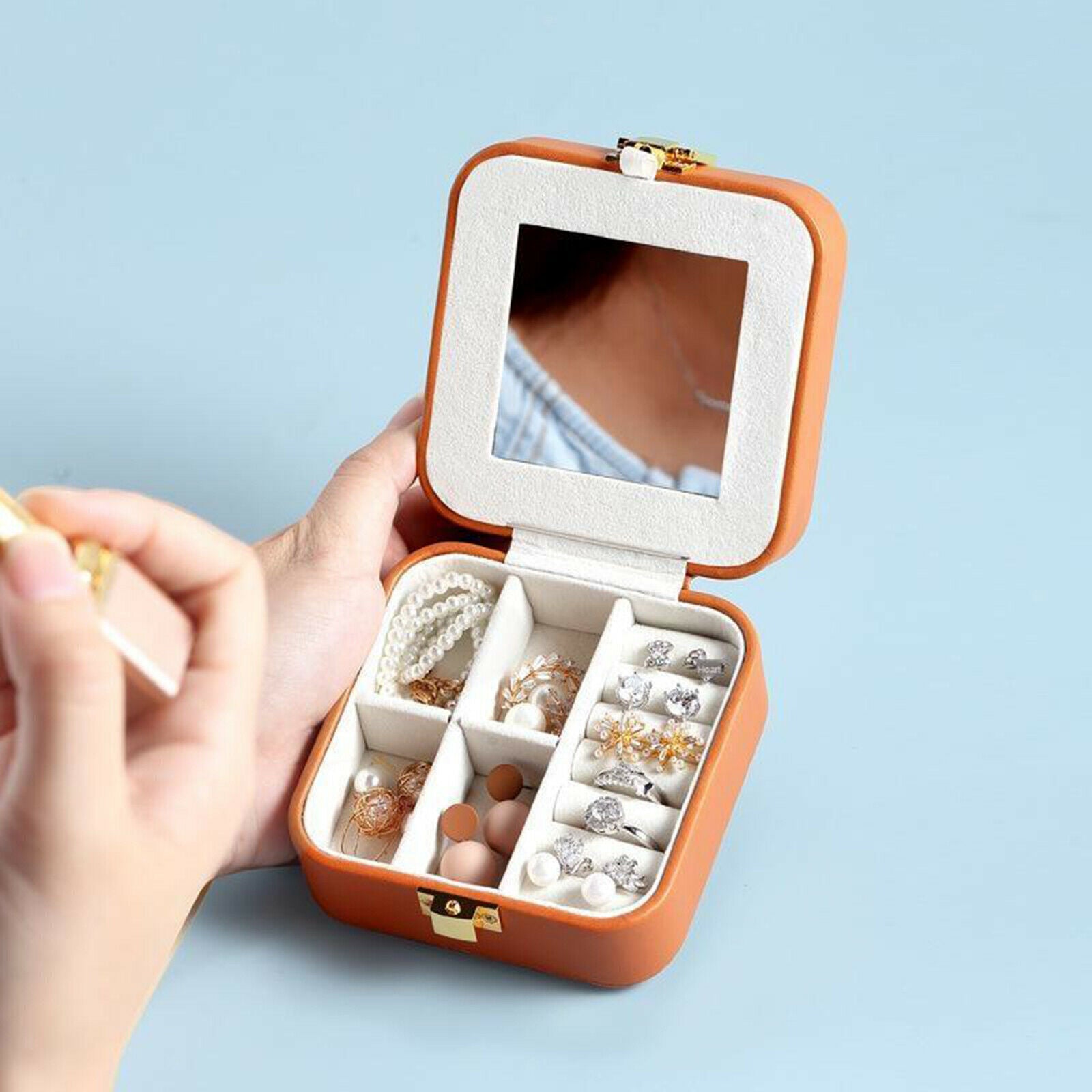 Small Jewelry Box for Women Travel Jewelry Organizer for Necklace Earring Rings