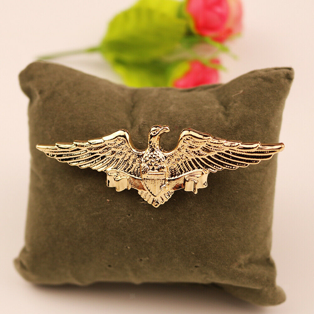 1×Brooch Pin Men's Elegant Fashion Golden Fierce Eagle Lapel Boutonniere Collar