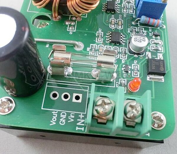 DC-DC Step Up 10-60V to 12-80V Converter Boost Charger Module 600W
