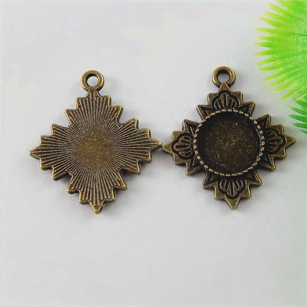20 pcs Antiqued Bronze Base Setting Round 12mm Flower Bezel Pendant Alloy Crafts