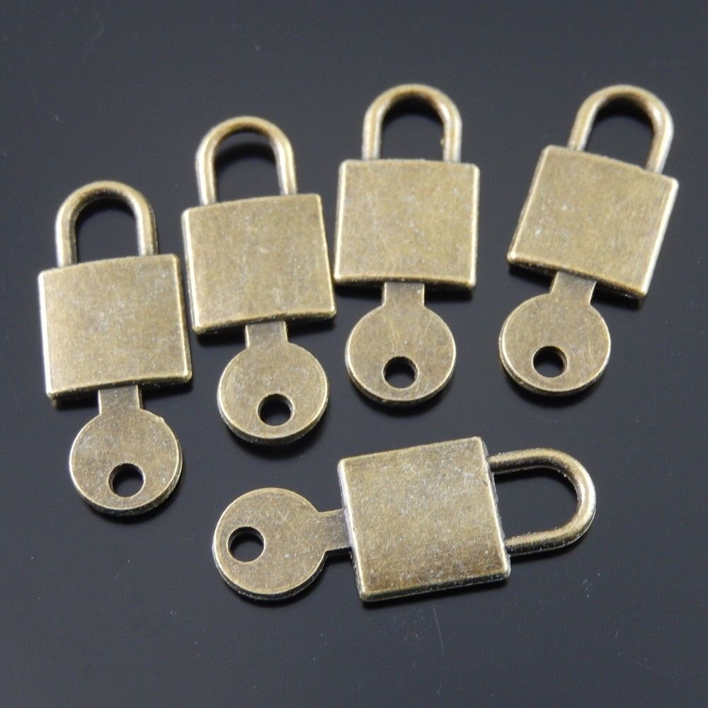 30 pcs Antiqued Bronze Alloy Lock and Key Pendant Jewelry Accessories 25x9mm