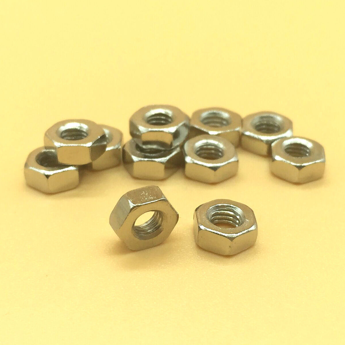 50pcs M4 x 0.5 Stainless Steel Hex Nut Right Hand Thread [M_M_S]