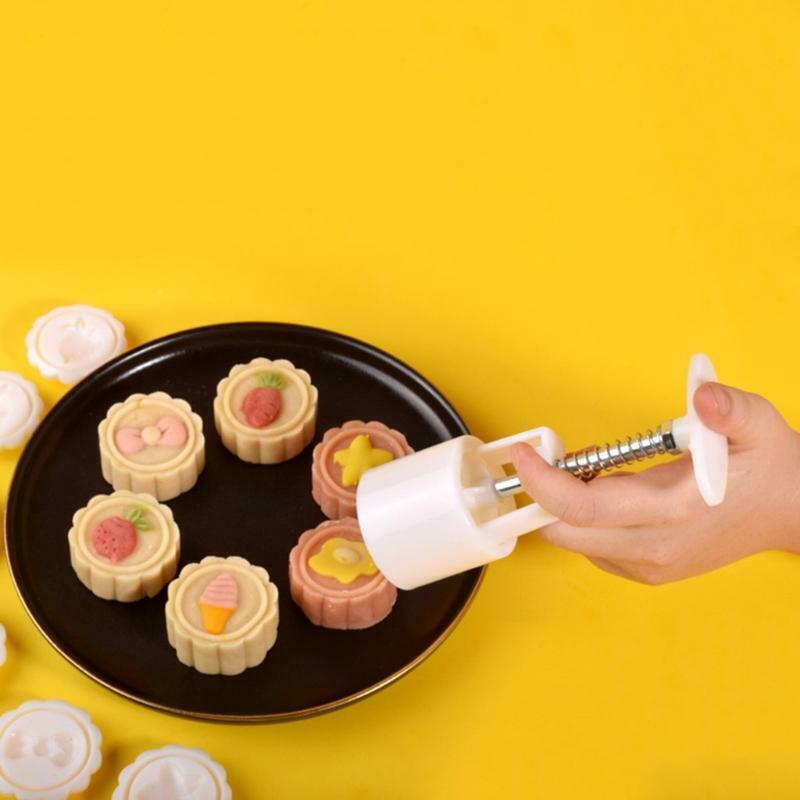 50g Plastic Mooncake Cutter Mold DIY Kitchen Baking Tool for Mid-Autumn Festival