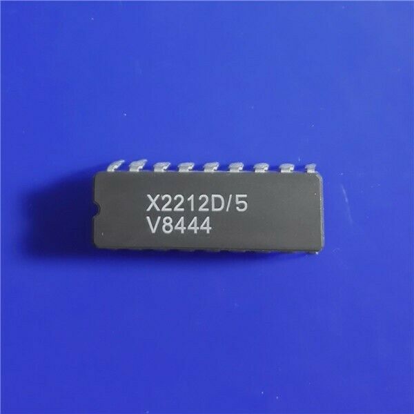 1PCS  IC XICOR CDIP-18 X2212D/5