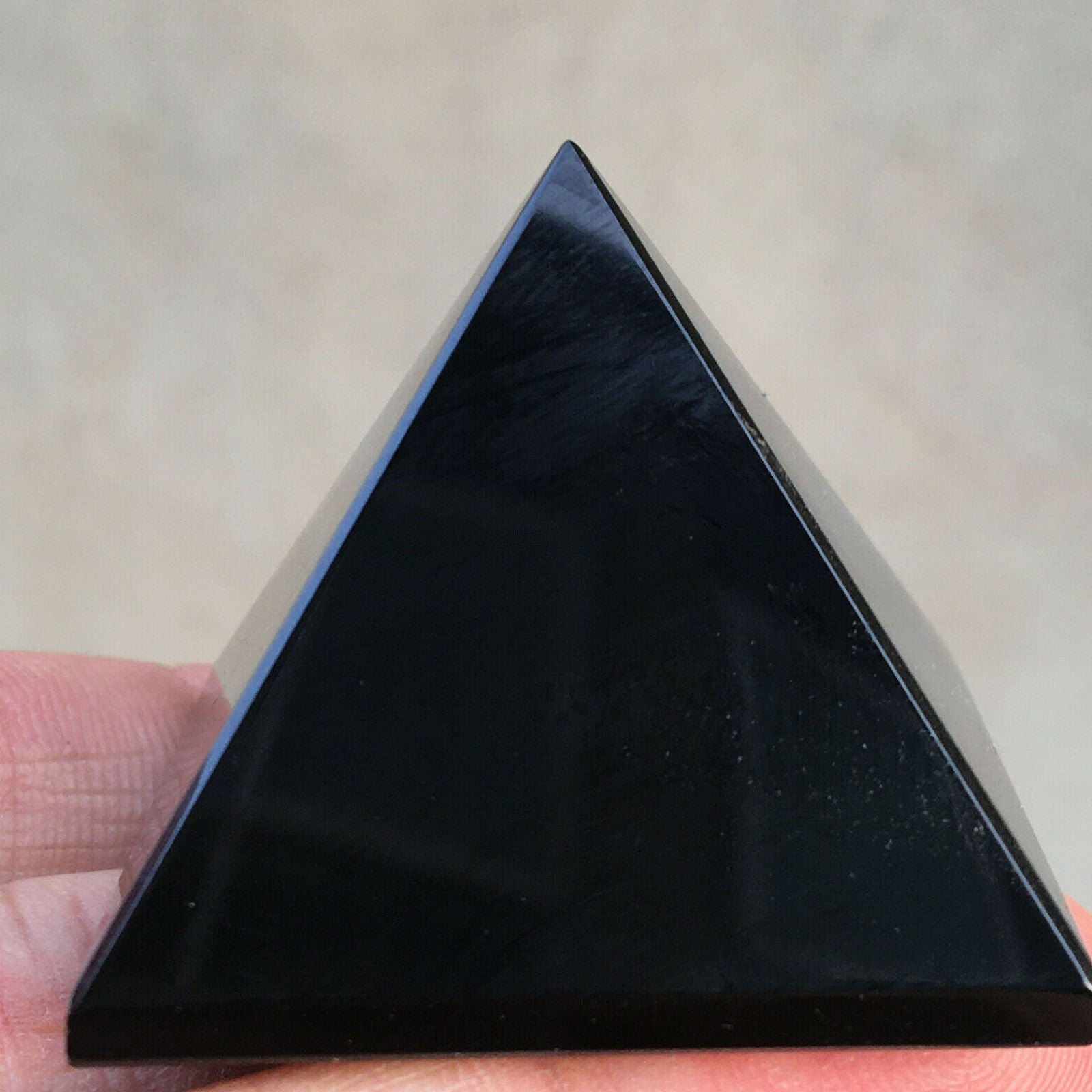 Natural Obsidian Pyramid Crystal Reiki Energy Healing Mineral Stone Specimen
