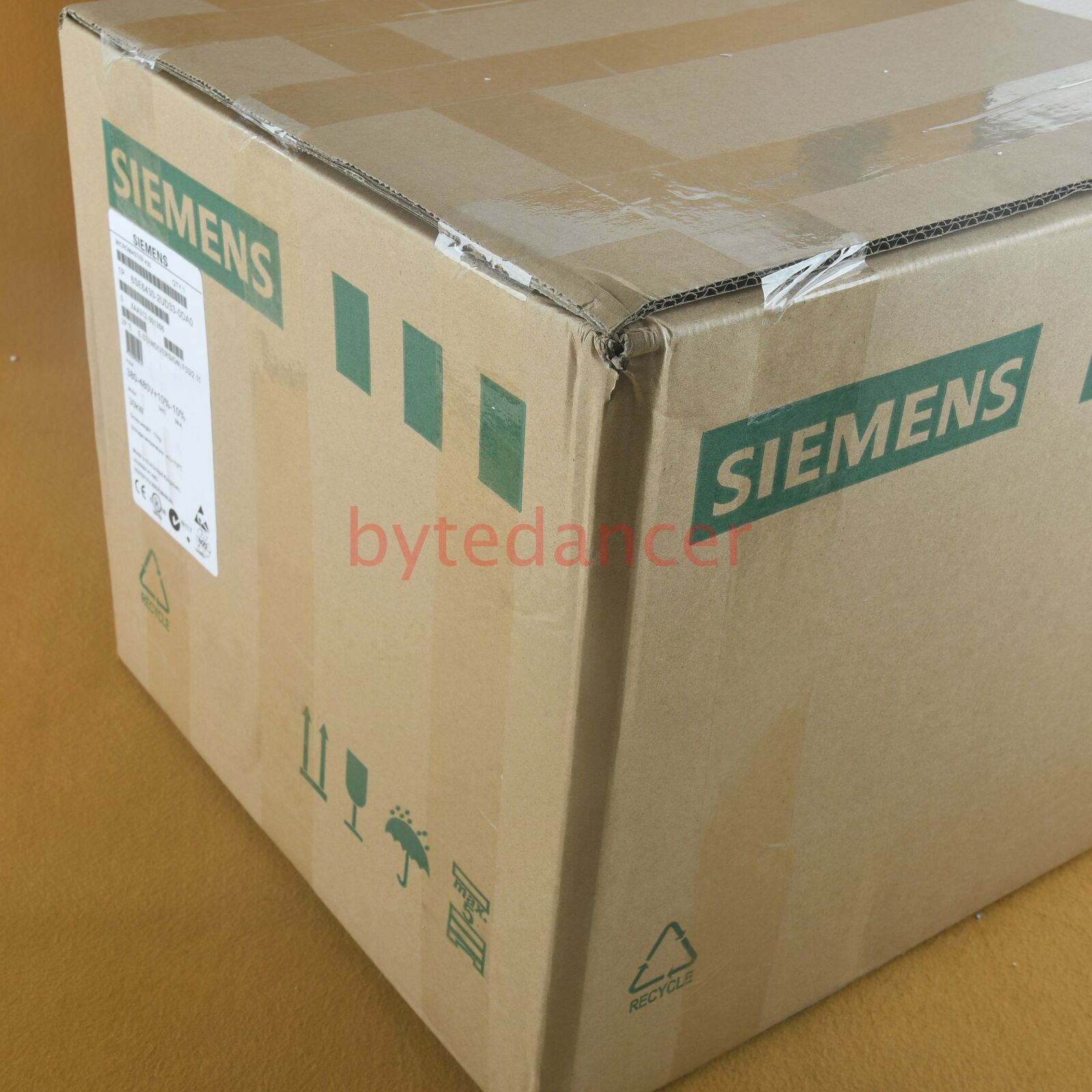 1PC New Inverters 6SE6430-2UD33-0DA0 One year warranty Fast  SM9T