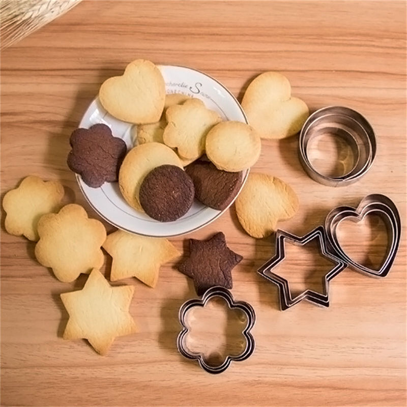 12Pcs Stainless Steel Cookie Fondant Cake Biscuit Mold Mould Sugarcraft Cu.l8