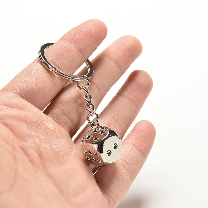 Dice Keychain Brand New High-class Car Key Ring Chain Metal Pendant .l8