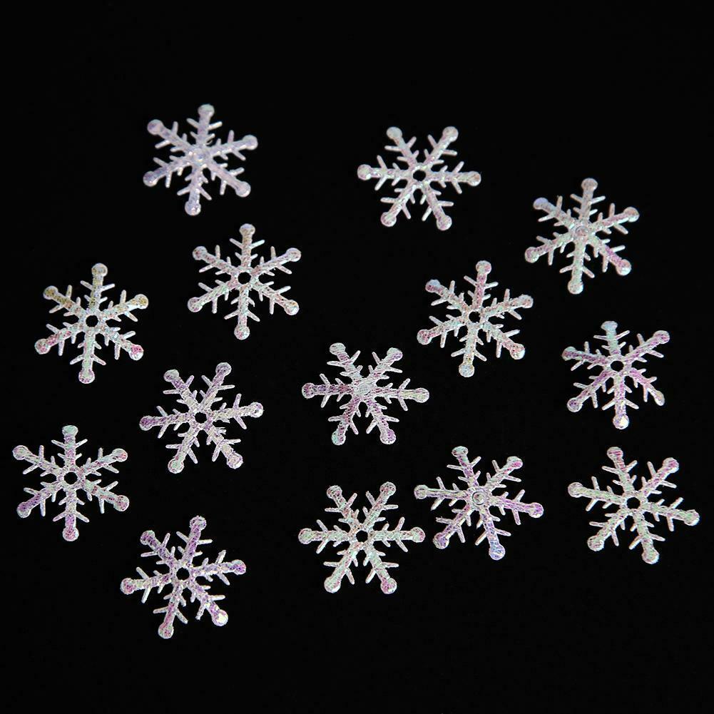 200pcs 3cm Christmas Tree White Plastic Snowflakes Party Home Desk Decor @