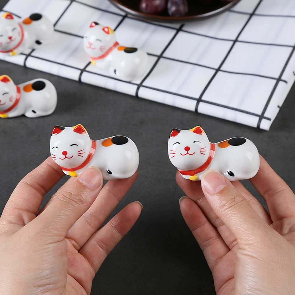 2Pcs Japanese Lucky Cat Chopsticks Holder Porcelain Stand Rest Tableware Decor
