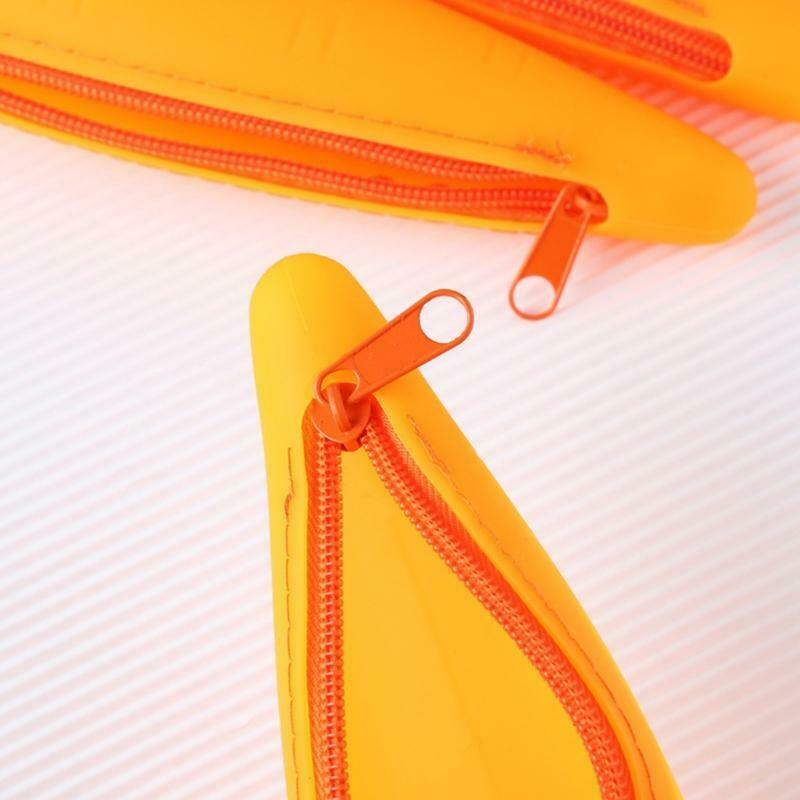 1pc Novelty Silicone Pen Bag Creative Realistic Carrot Party Favors Supplies