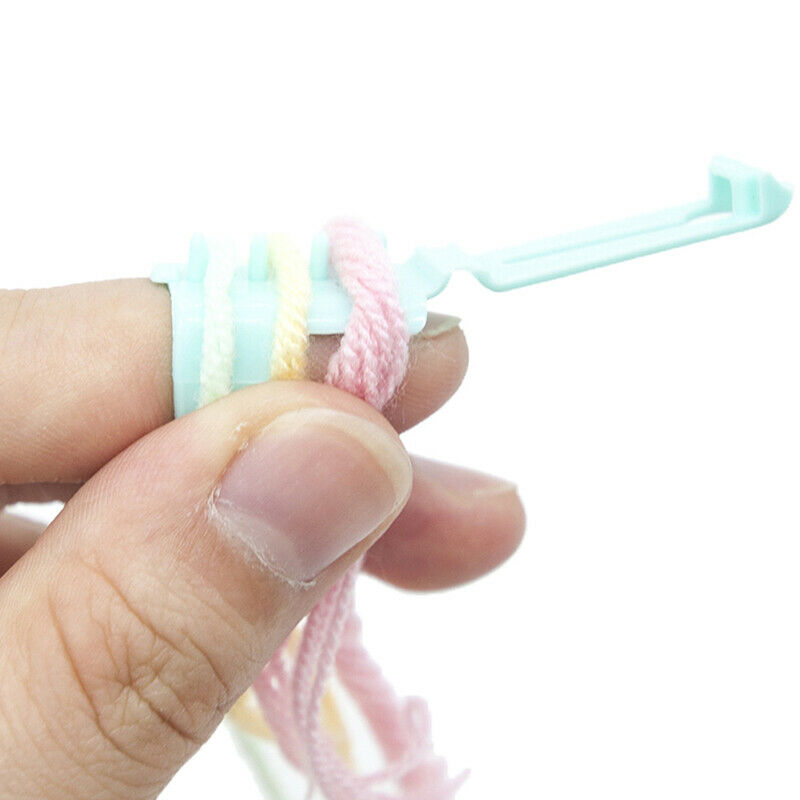 4Pcs Finger Splitter Sweater Wool Knitting Tool 4 Yarn Guide Thimble SewingB Lt