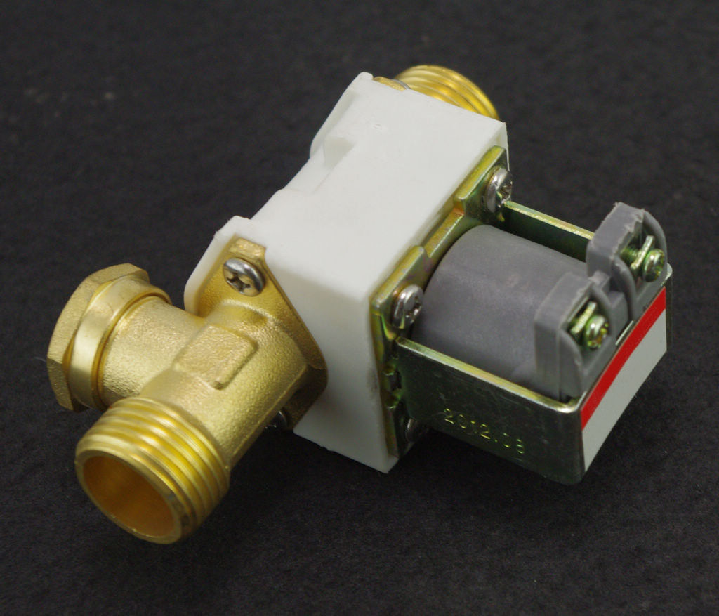 1/2"BSPP Brass Plastic Solar Solenoid Valve 12VDC N/C Non-Return Water Air Gas