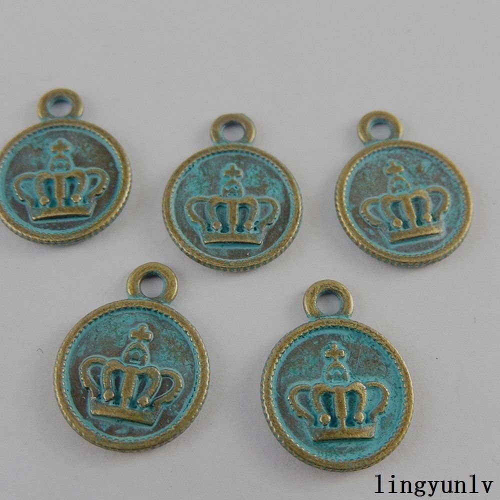 40 pcs Retro Crown Charm Patina Round Tag Alloy 2 Sided Pendant Findings 18*14mm