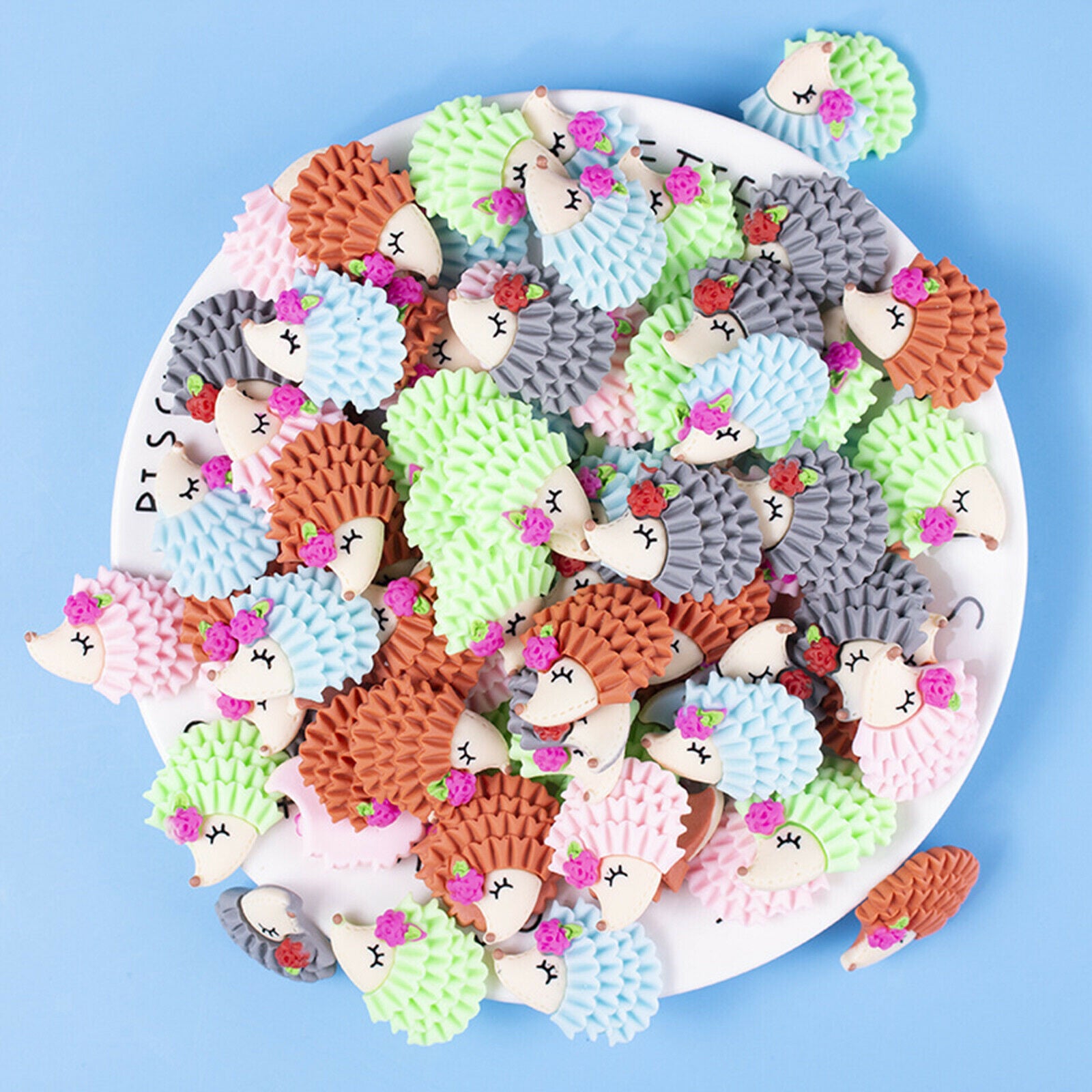 50pcs Cute Mixed Color Flat Back Little Hedgehog Animals Cabochons 24mmx30mm